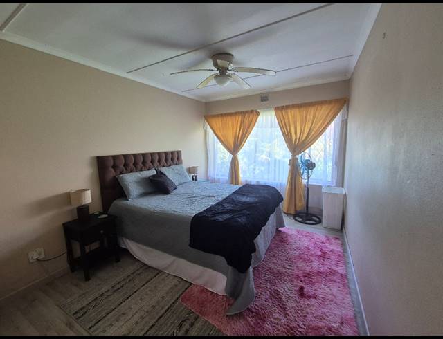 3 BEDROOM TOWNHOUSE FOR SALE IN MANABA BEACH